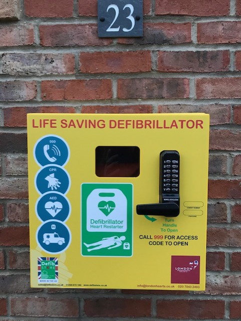 Photograph of defibrillator unit